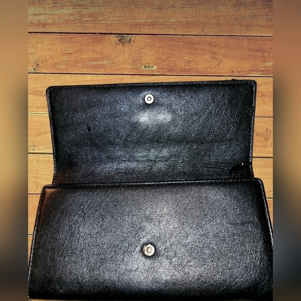 MICHAEL KORS LEATHER WALLET
